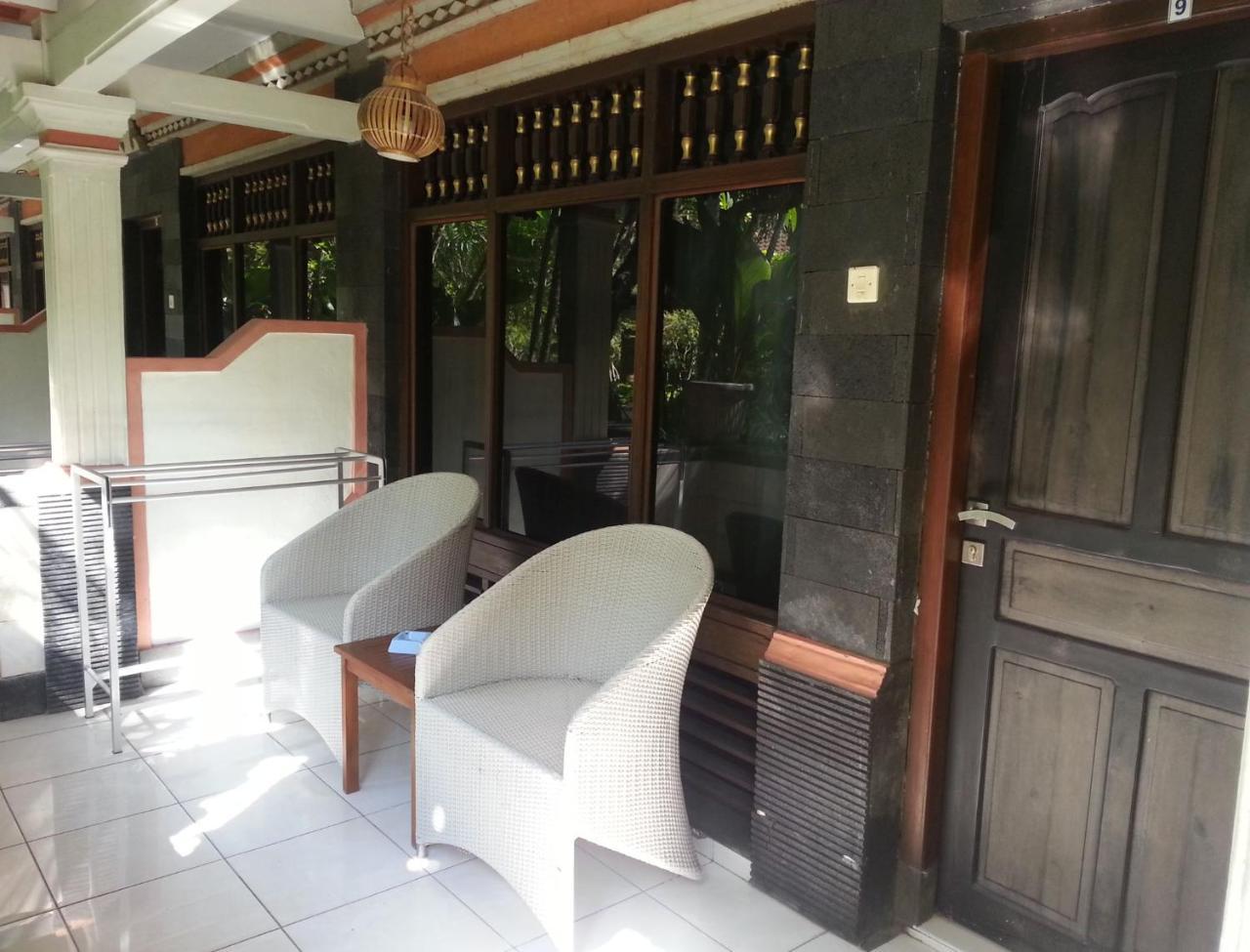 Dewa Bharata Bungalows Legian Room photo